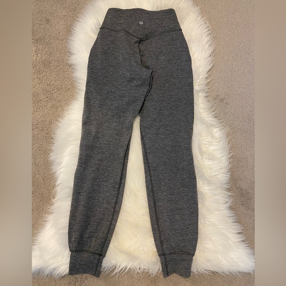 Align Joggers - Picture 3 of 4